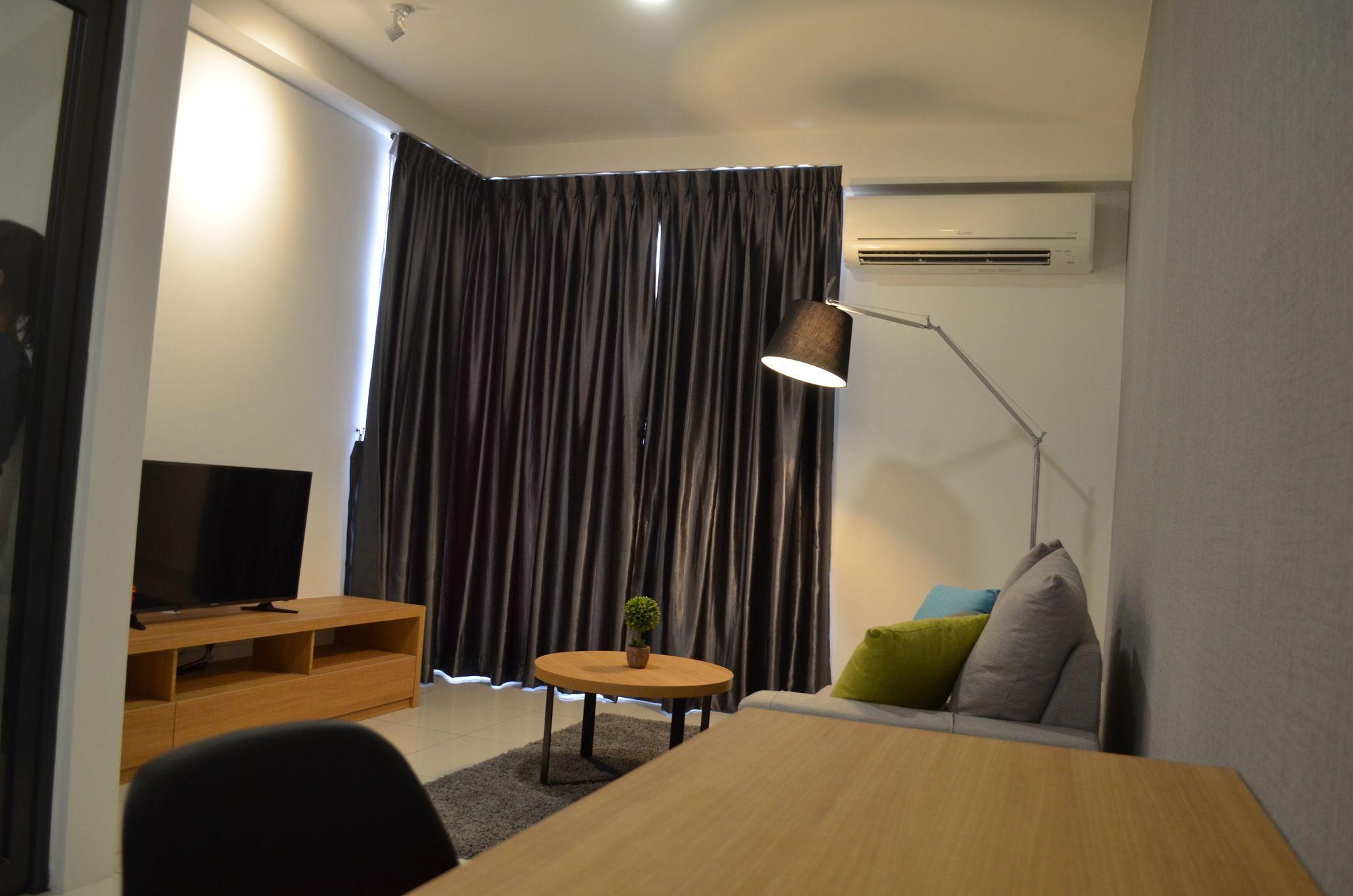Apartment 1 Tebrau *