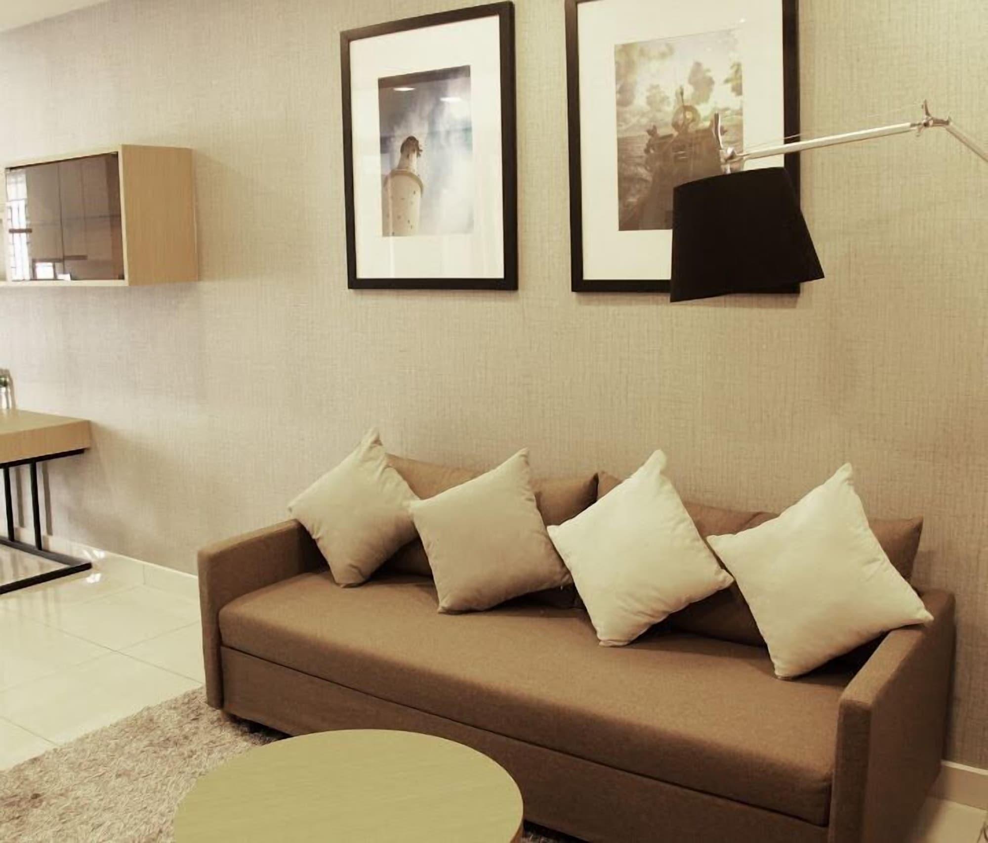 Apartment 1 Tebrau *